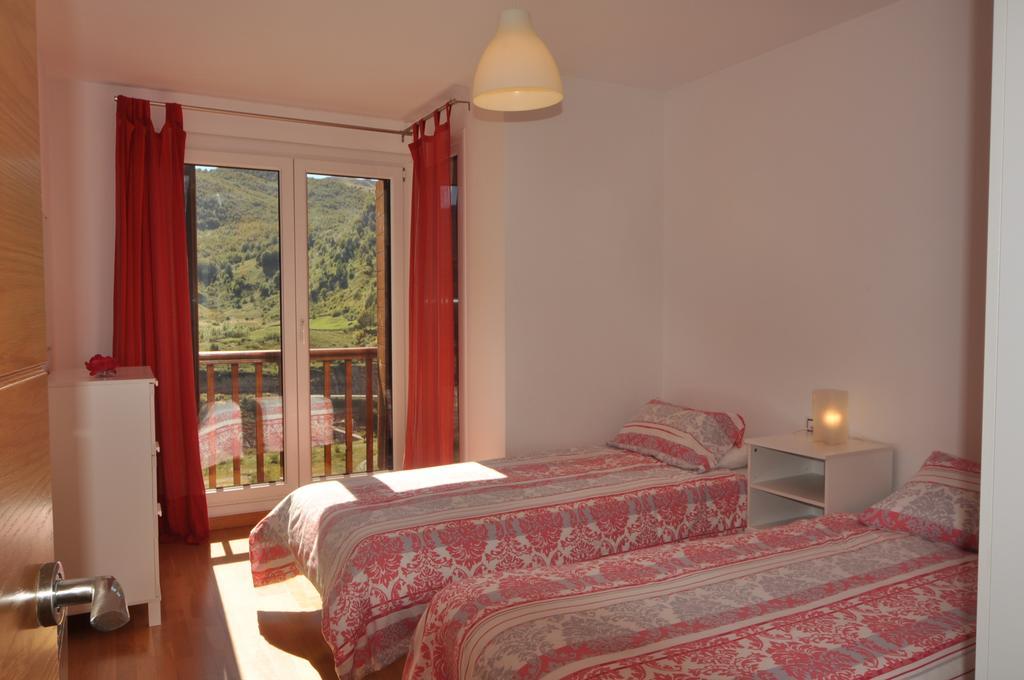 Apartamentos Tirol Formigal Room photo